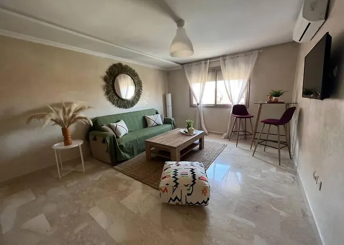 Petit Appartement Moderne Et Cosy En Plein Centre